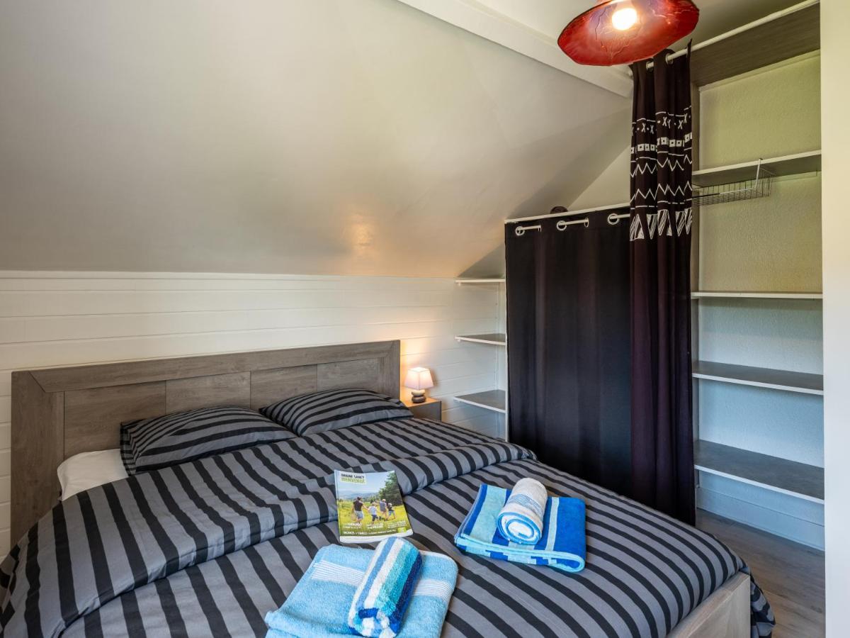 Villa Stunning 4-Bed House In La Bourboule Exterior foto